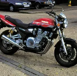 XJR1300 BLack R&G Crash Protector