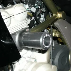 ER6N Naked BLack R&G Crash Protectors   Frame Moun