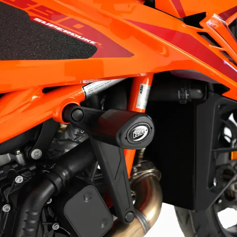 CP0569BL_KTM 2